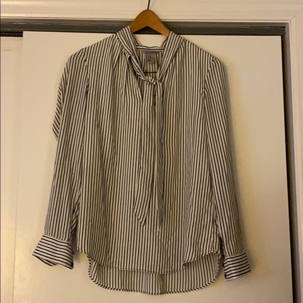 Long sleeve dress shirt